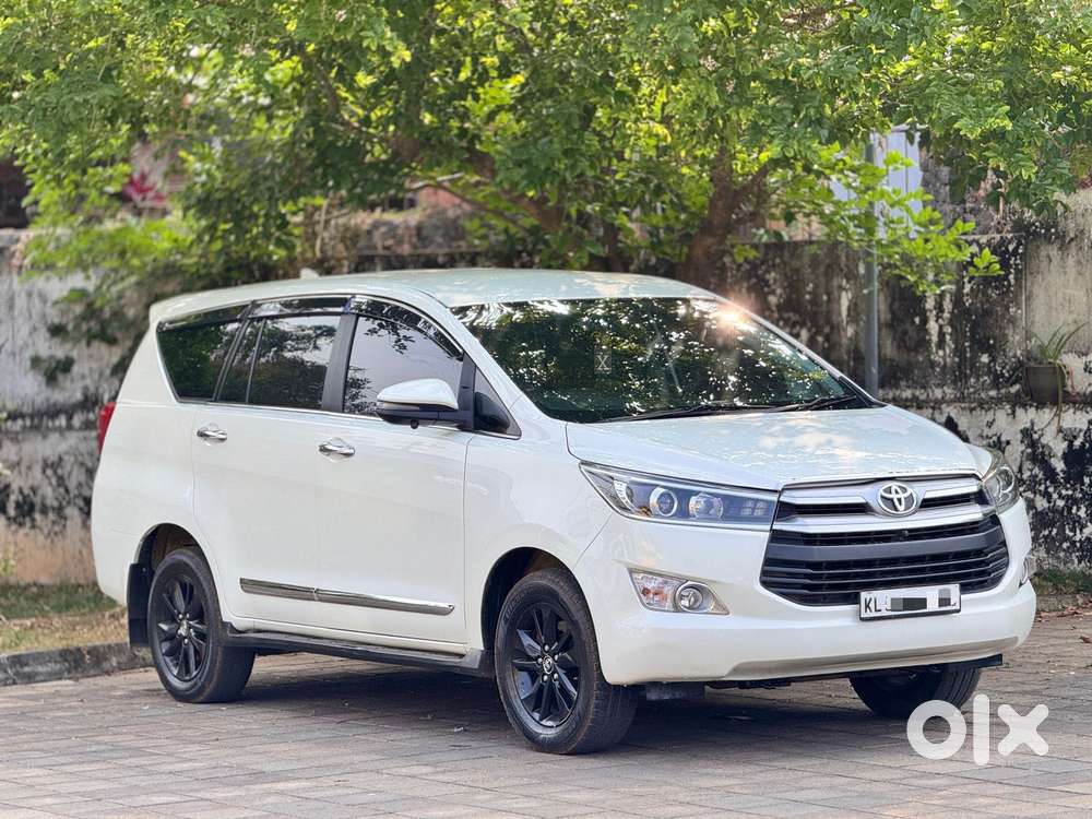 Toyota Innova Crysta 2.4 V 7 Str, 2018, Diesel