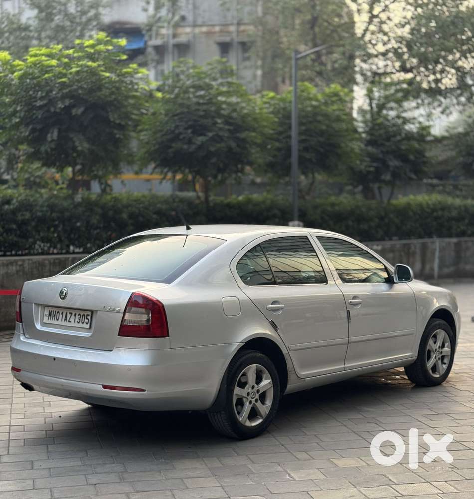 Skoda Laura Elegance 2.0 Tdi Cr At, 2011, Diesel