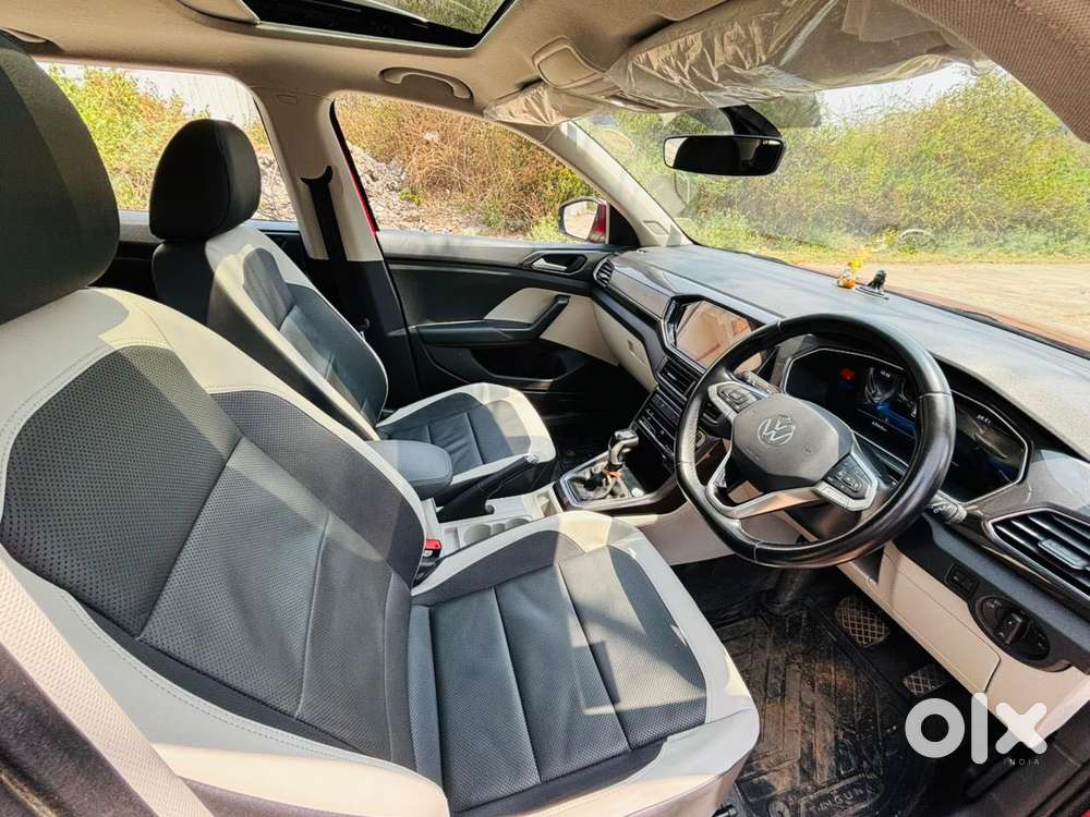 Volkswagen Taigun 1.0 Tsi Topline At, 2023, Petrol