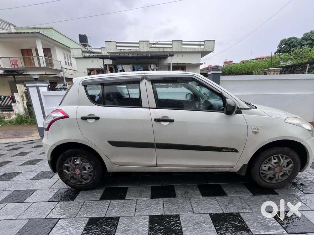 Maruti Suzuki New-gen Swift 2012 Diesel Well Maintained