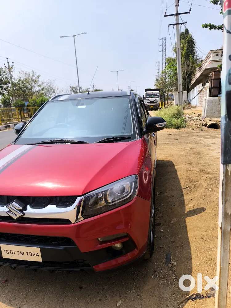 2017 Maruti Suzuki Brezza Zdi+ Dual Tone Manual