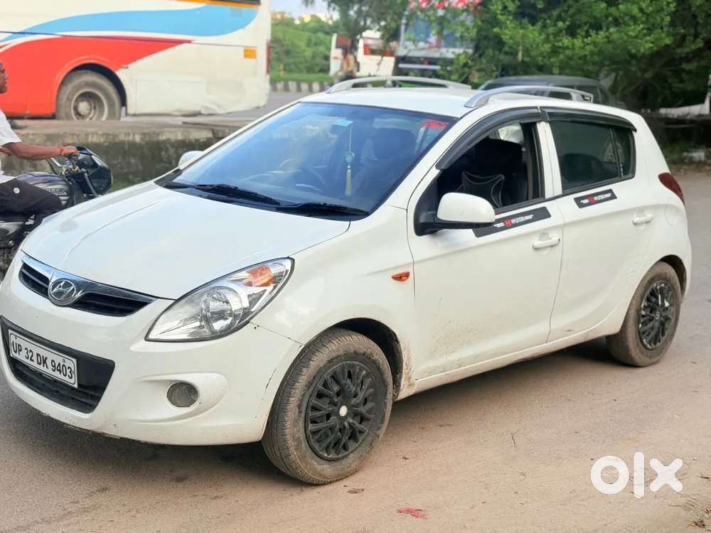 Hyundai I20 Magna Optional 1.2, 2010, Petrol
