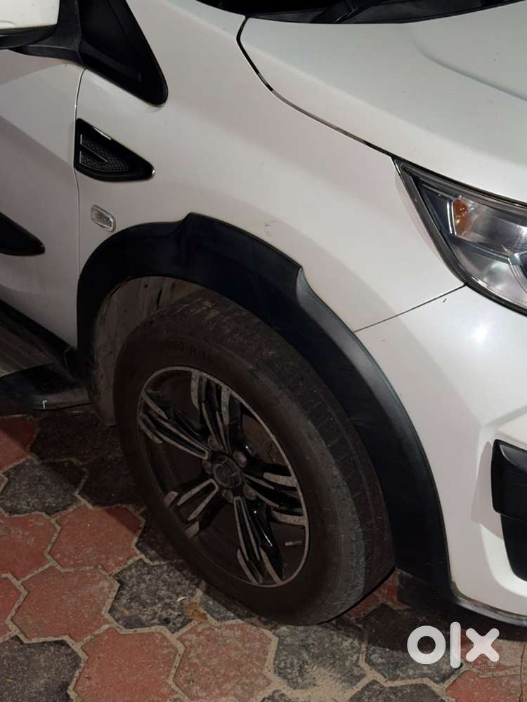 Honda Br-v 2017 Petrol Well Maintained