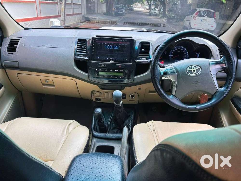 Toyota Fortuner 3.0 4x4 Manual, 2012, Diesel