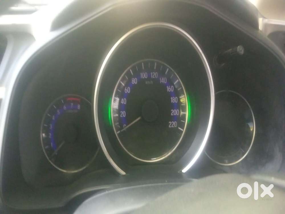 Honda Jazz [2020-2023] 1.2 V I-vtec Mt, 2015, Petrol
