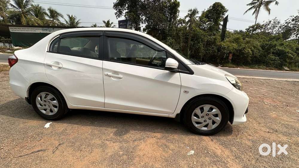 Honda Amaze Diesel Well Maintained