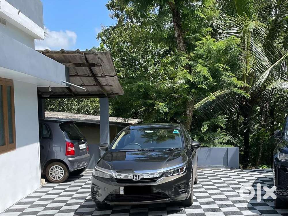 Honda City 5th Gen V Mt I-vtec  2022 Model  Feb 2023 Reg  Low Km