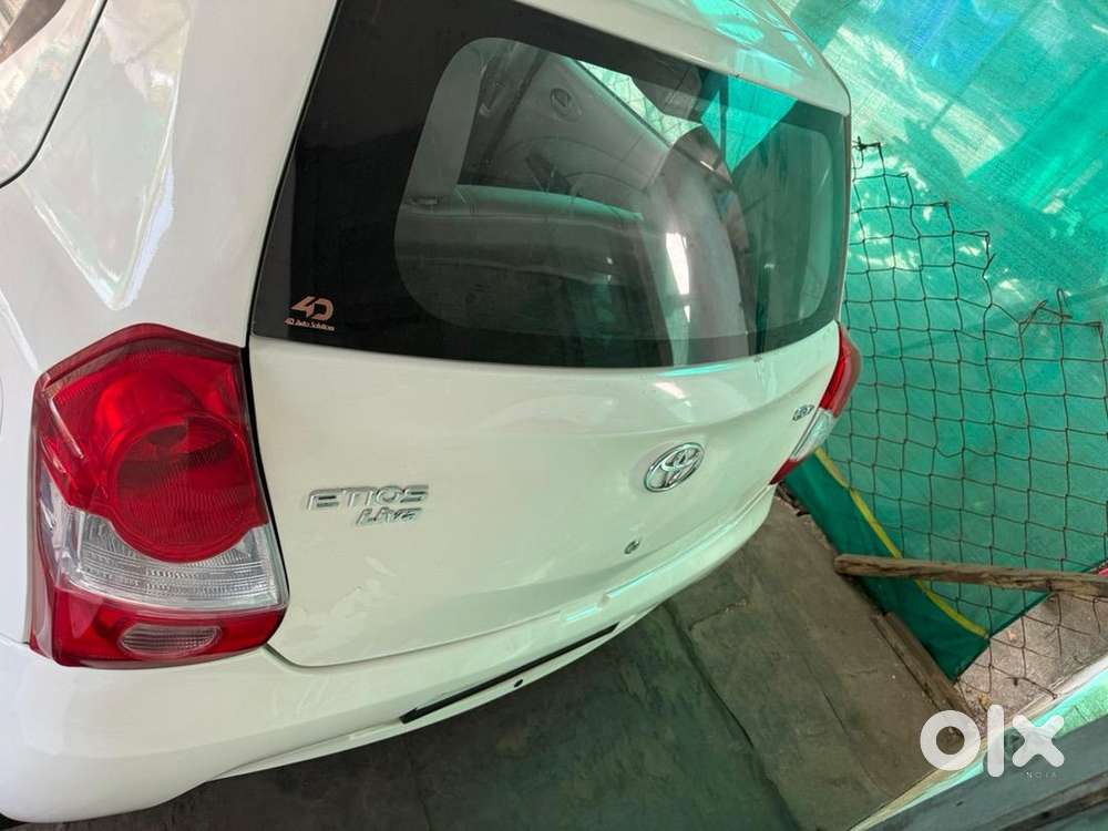 Toyota Etios Liva 2014 Petrol Well Maintained
