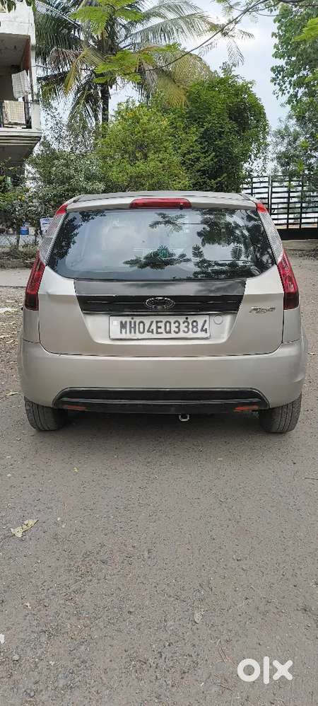 Ford Figo 2010 Petrol 49000 Km Driven