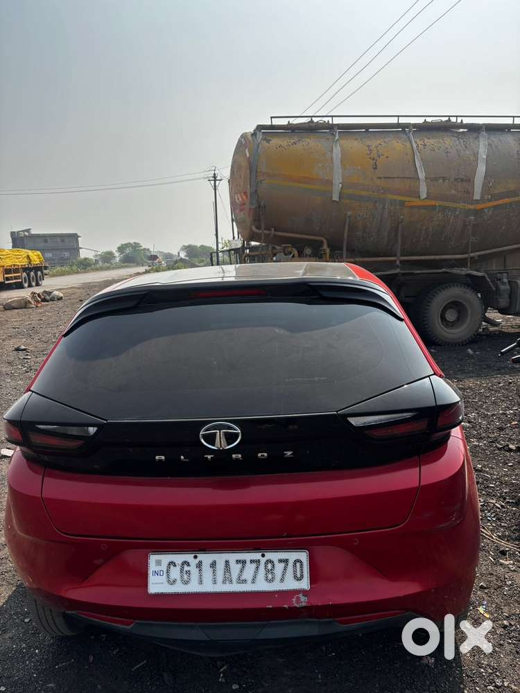 Single Handede Tata Altroz Xe Petrol (2021)  45k Km  Red Color