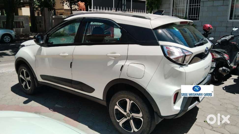 Tata Nexon 1.2 Revotron Xz Plus, 2022, Petrol