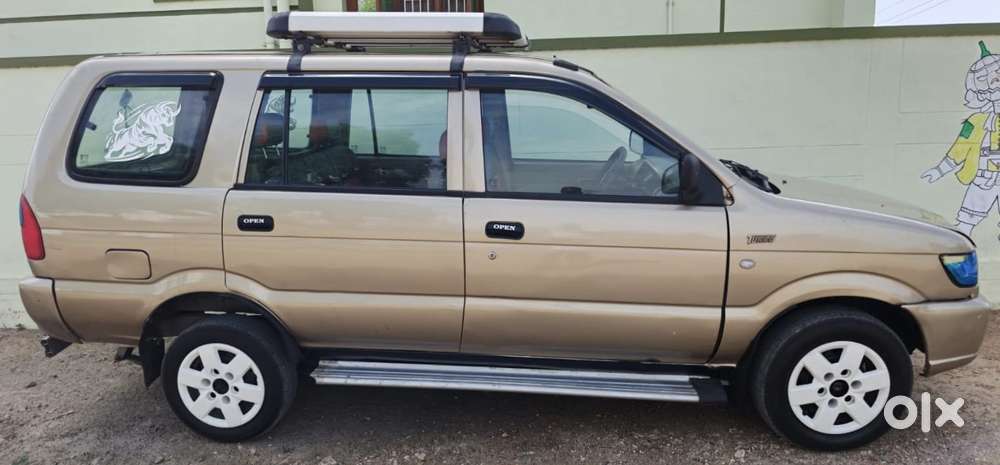 Chevrolet Tavera B1 10-seater - Bs Iii, 2011, Diesel