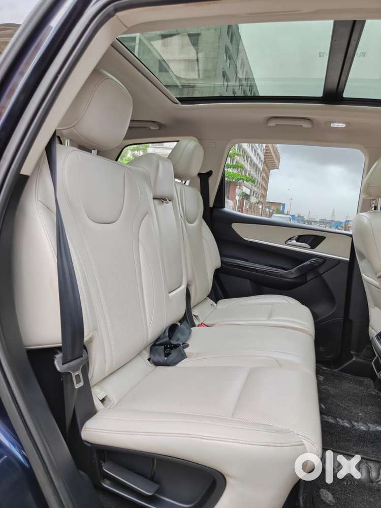 Mahindra Xuv700 2.2 Ax 7 Diesel At Luxury Pack Str, 2022, Diesel