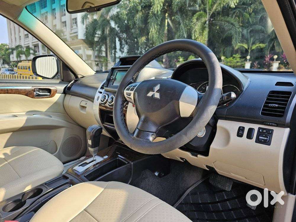 Mitsubishi Pajero Sport 2.5 Automatic, 2015, Diesel