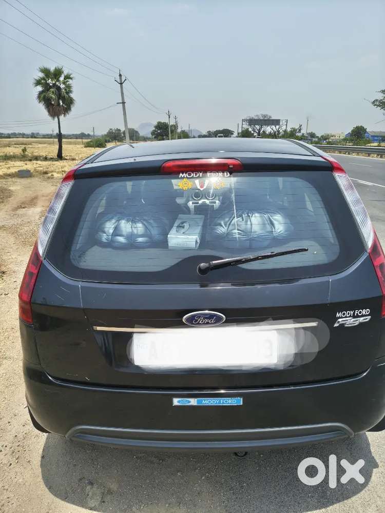 Ford Figo Petrol Zxi 2010 Car