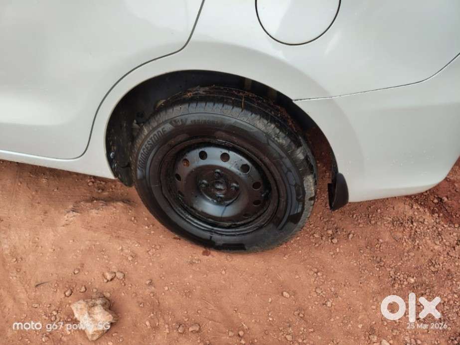 Maruti Suzuki Swift Dzire 1.2 Vxi Bsiv, 2017, Petrol