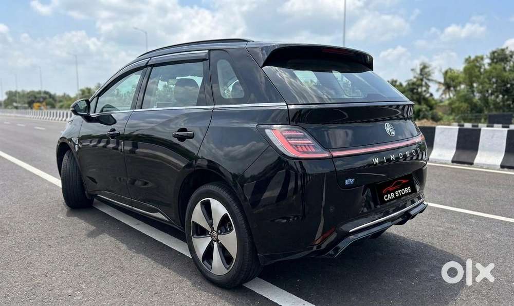 Mg Windsor Ev Essence, 2024, Electric