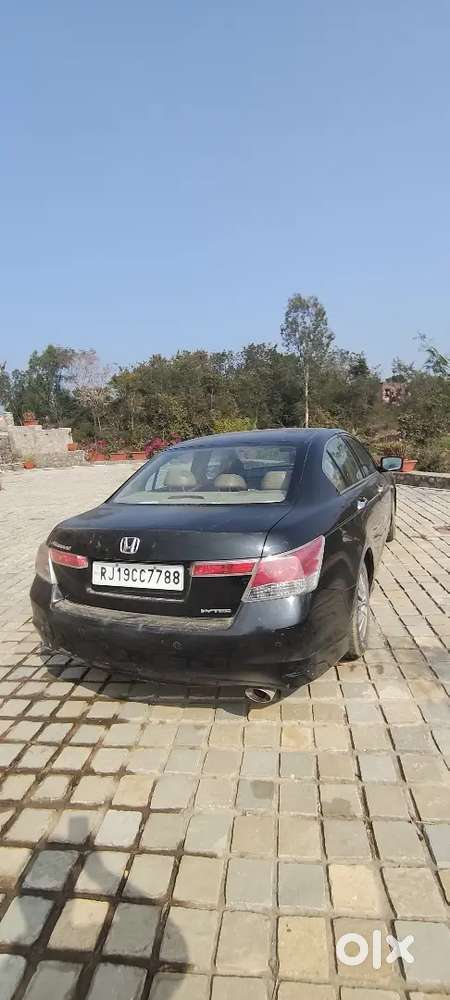 Honda Accord 2012 Cng & Hybrids Well Maintained