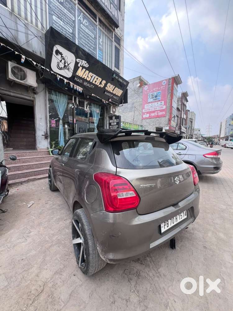 Maruti Suzuki Swift Petrol 2022