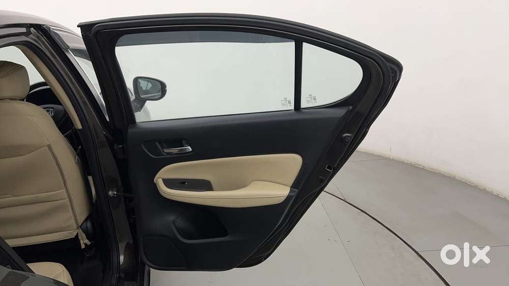 Honda City 1.5 Zx Cvt I-vtec, 2022, Petrol