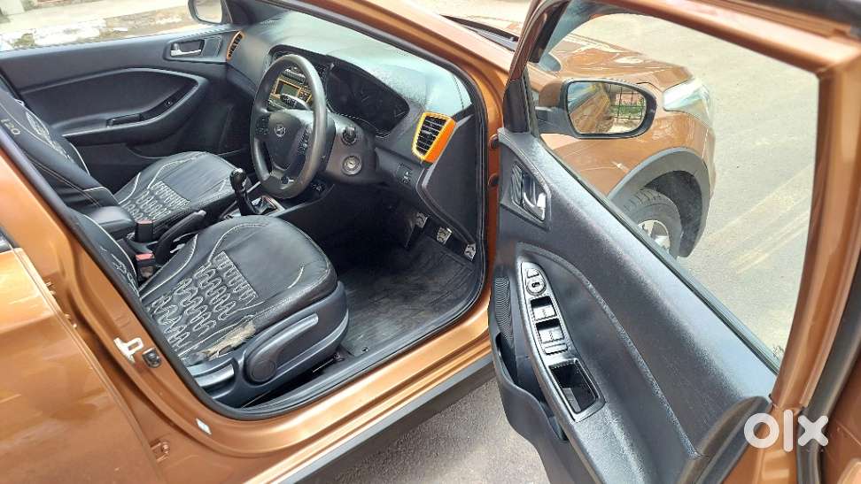 Hyundai Elite I20 Sportz (o) 1.2, 2015, Petrol