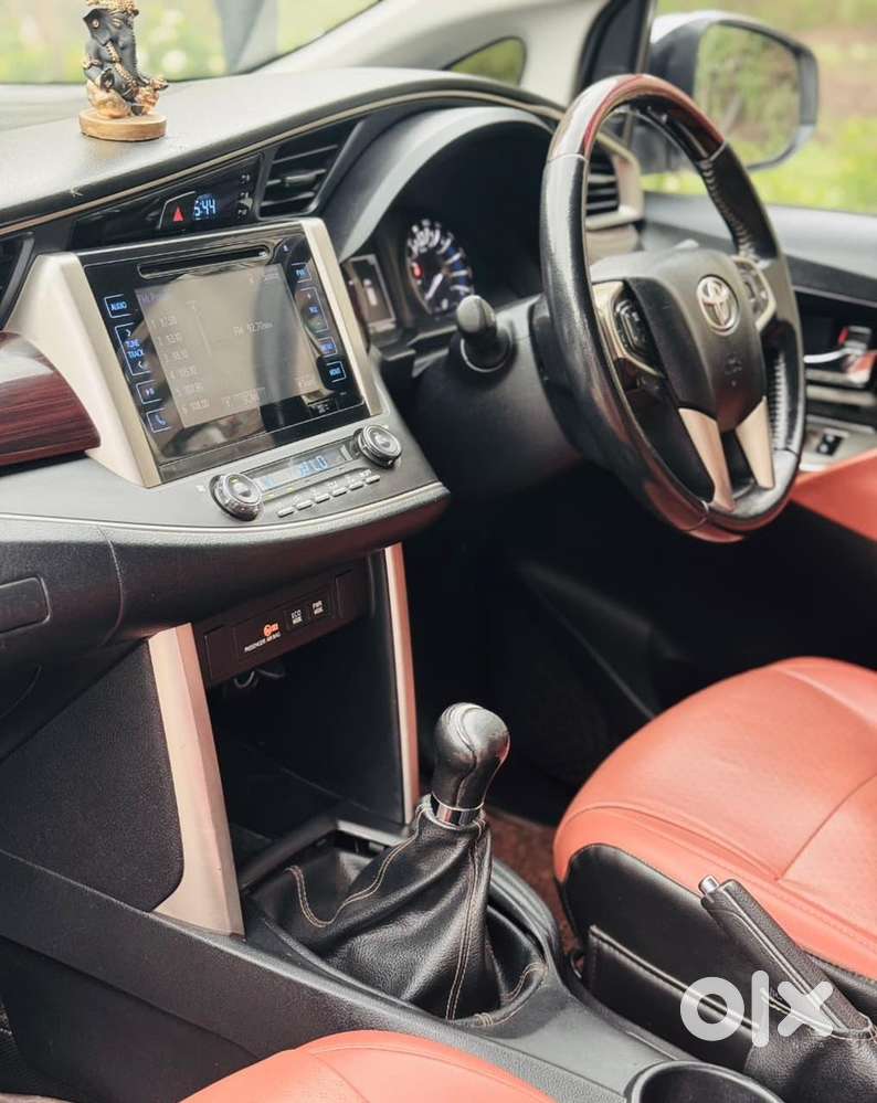 Toyota Innova Crysta 2018 Diesel 160000 Km Driven