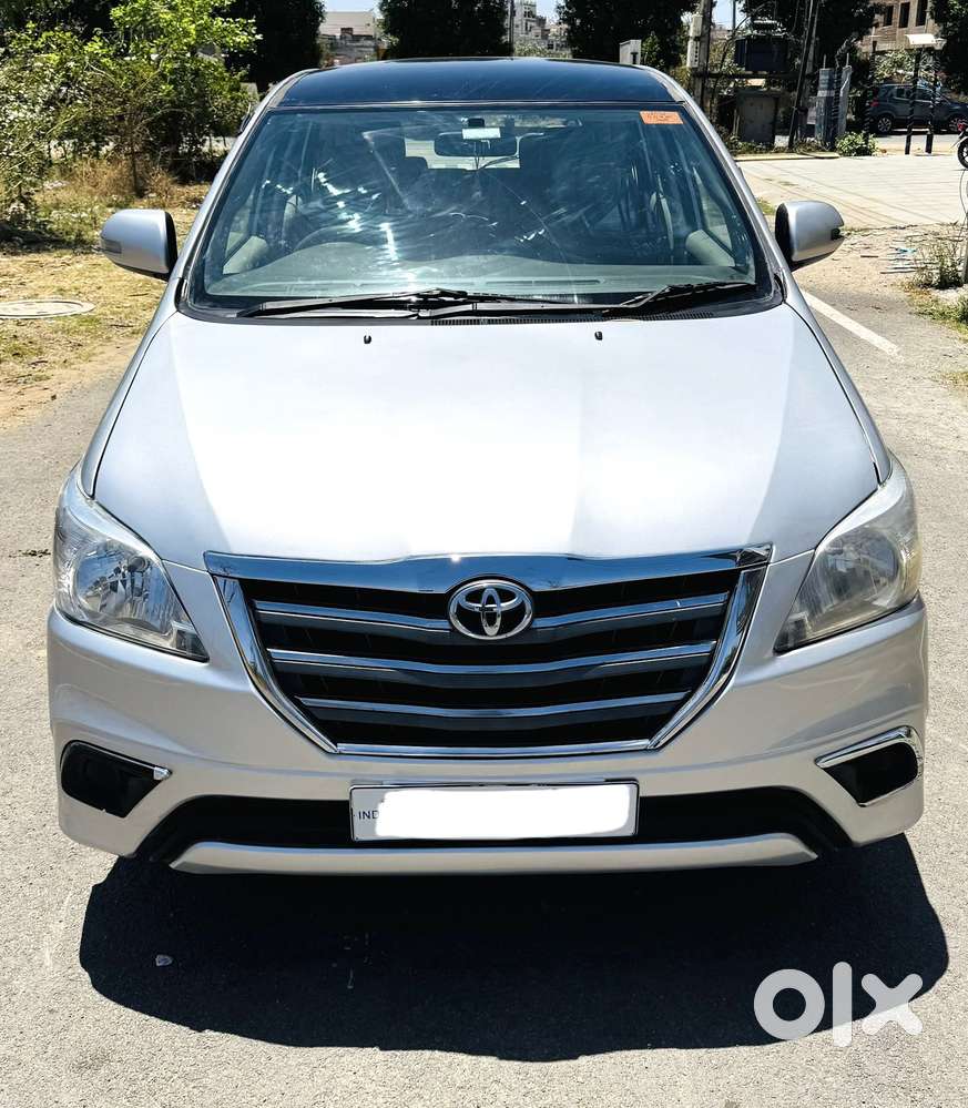 Toyota Innova 2.5 G (diesel) 8 Seater, 2013, Diesel