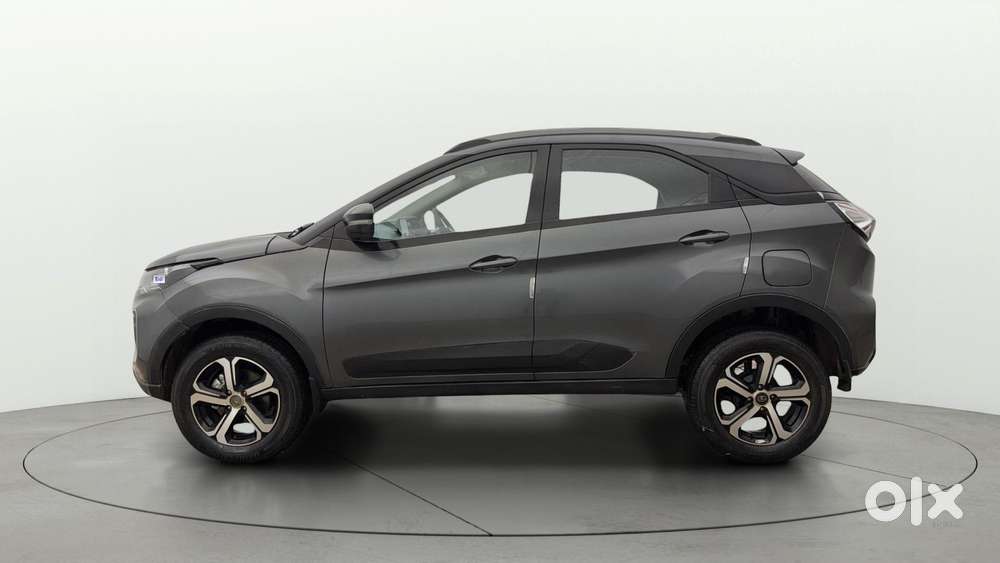 Tata Nexon 1.2 Revotron Xza Plus, 2023, Petrol