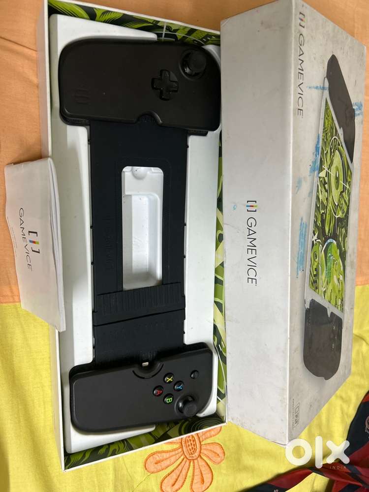 Gaming console