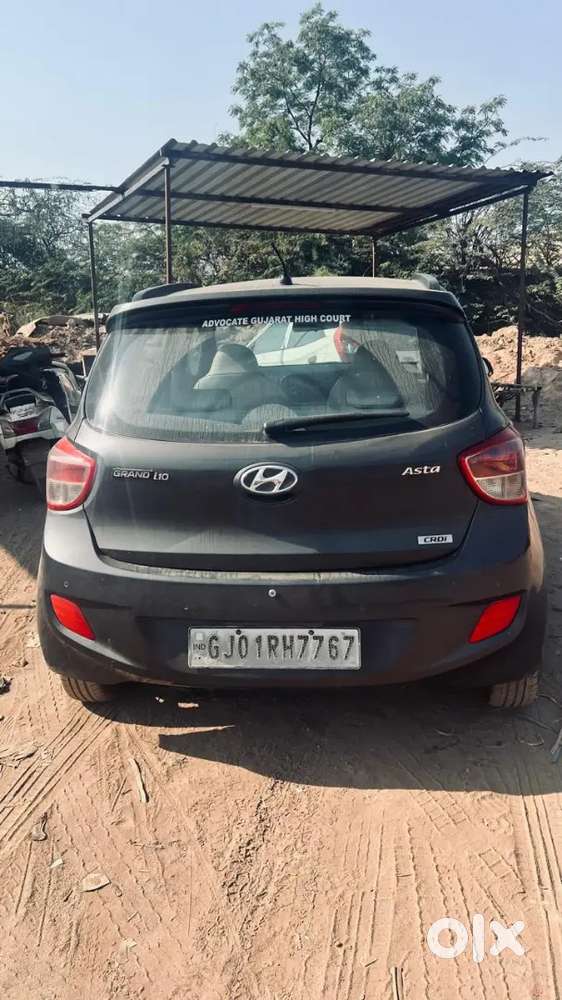 Hyundai Grand I10 2014 Diesel 100000 Km Driven