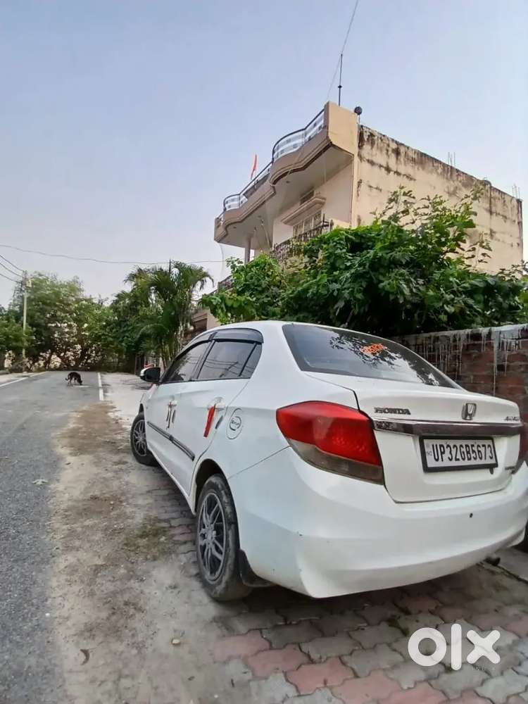 Honda Amaze 2nd Gen 2015 Diesel Good Condition