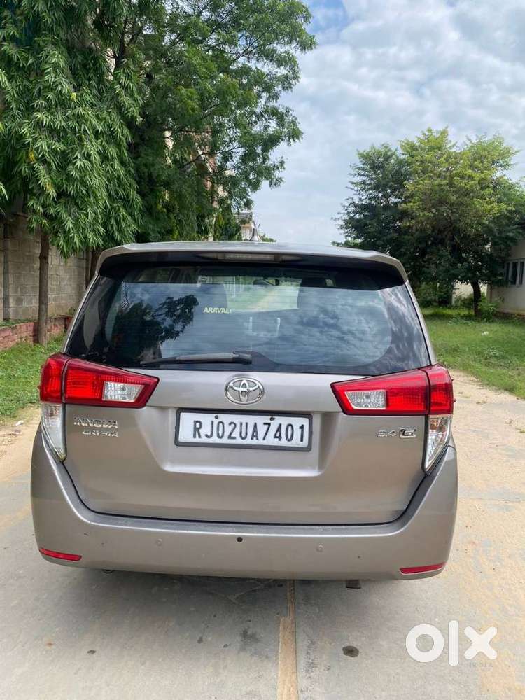 Toyota Innova Crysta 2.4 G Mt, 2017, Diesel