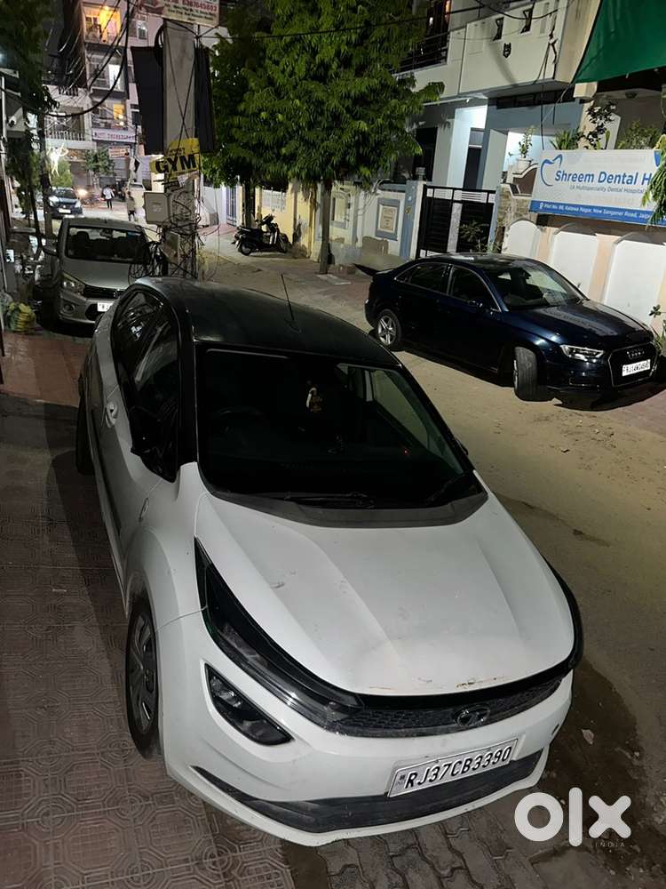 Tata Altroz Petrol 2021