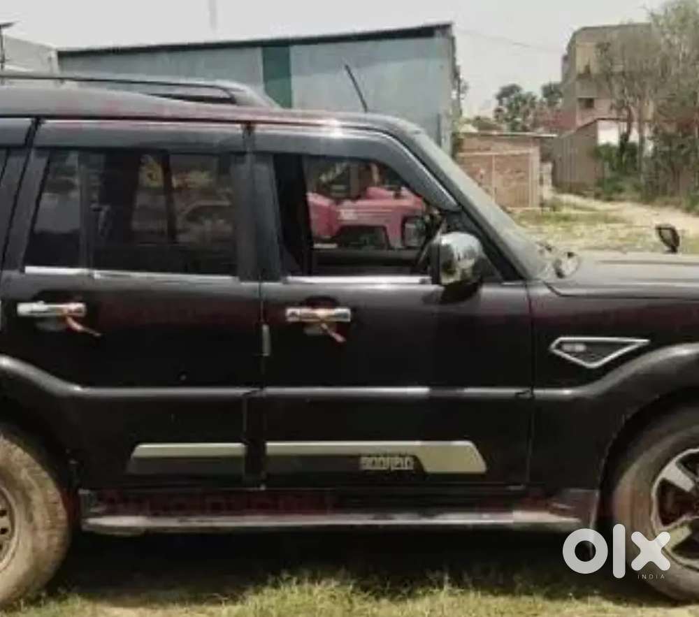 Mahindra Scorpio Classic 2015 Diesel 2.2 Mt 9 Str
