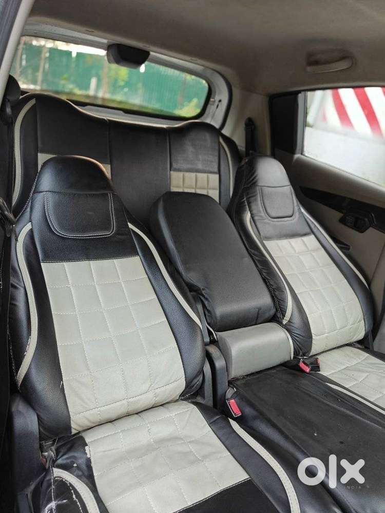 Mahindra Kuv 100 2016-2017 Mfalcon G80 K4 Plus, 2016, Petrol