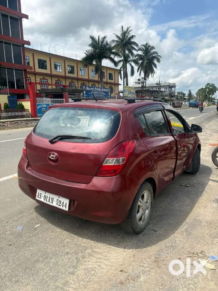 Hyundai I20 Crdi Petrol 2010 Car