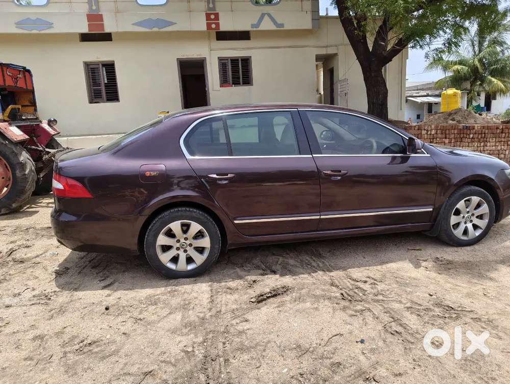 Skoda Superb 2012 Diesel 115000 Km Driven