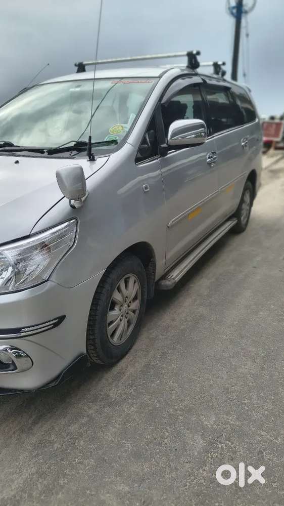 Toyota Innova 2.5 V 2010
