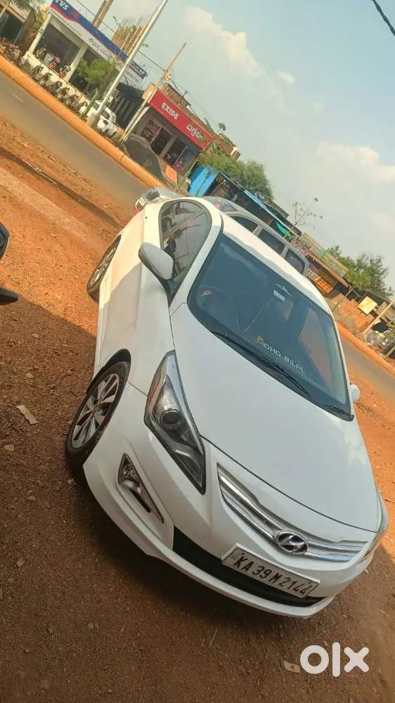 Hyundai Fluidic Verna 2017