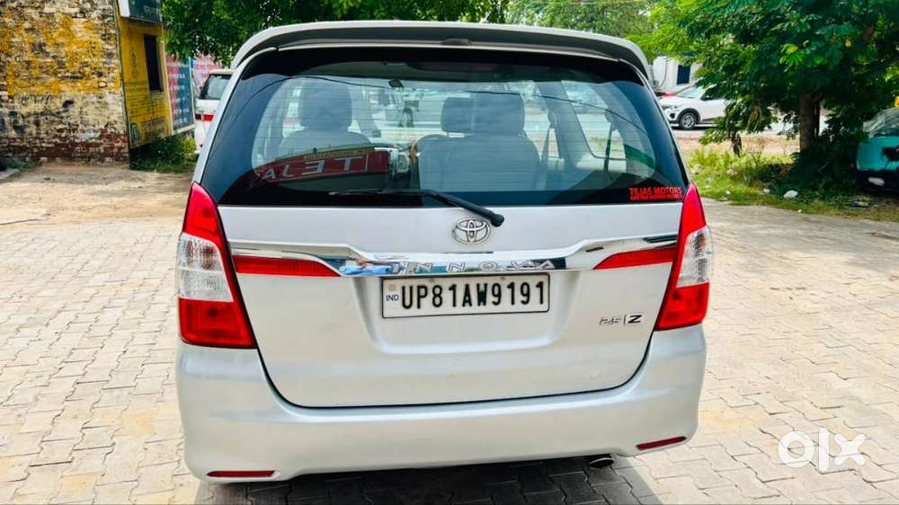 Toyota Innova 2013  Full Toyota Service History  Excellent Condition