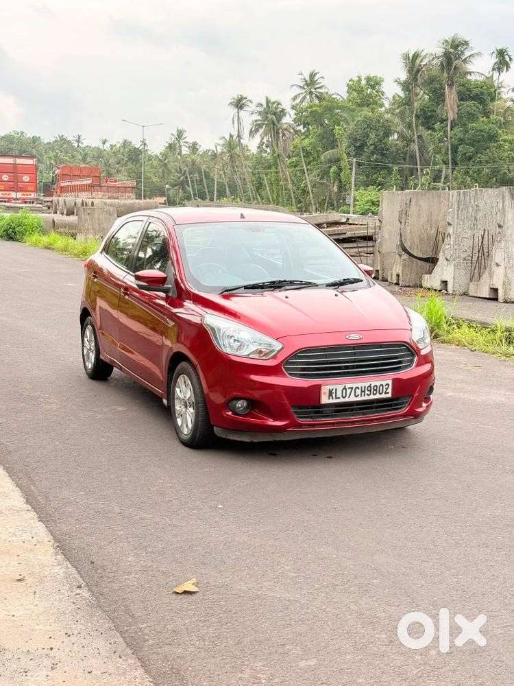 Ford Figo Petrol Titanium, 2016, Petrol
