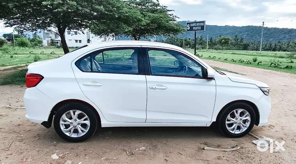 Honda Amaze V Cvt Diesel For Sale In Good Condition