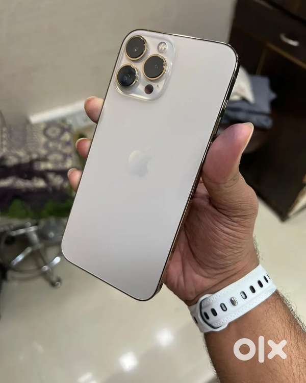 Get iPhone 13pro second hand modal at genuine price in your budget.
