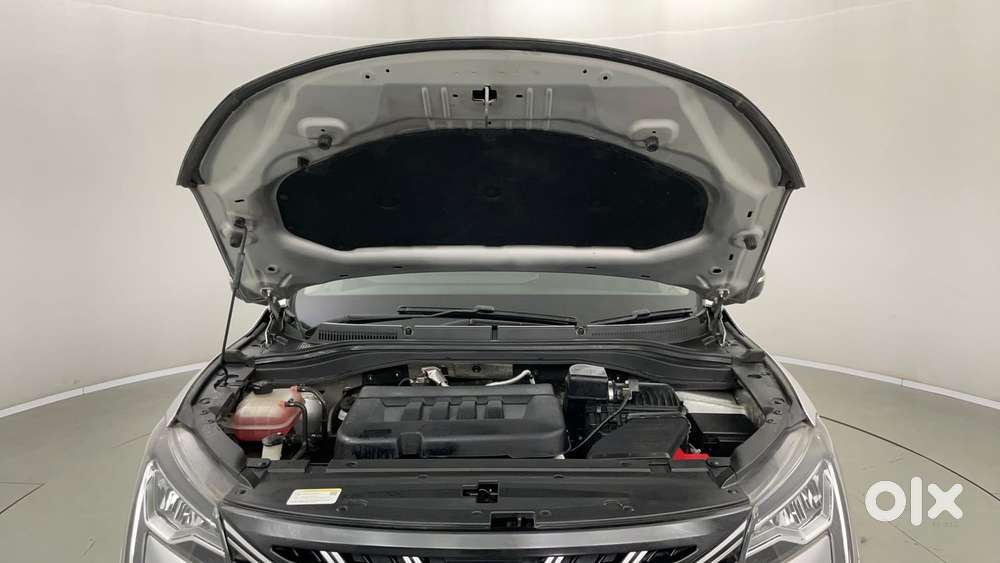 Mahindra Xuv700 2.2 Ax 5 Diesel At 7 Str, 2022, Diesel