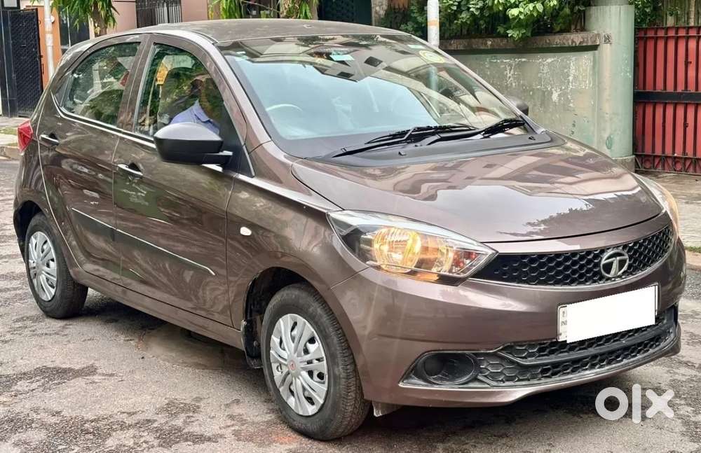 Tata Tiago Xe, 2018, Petrol