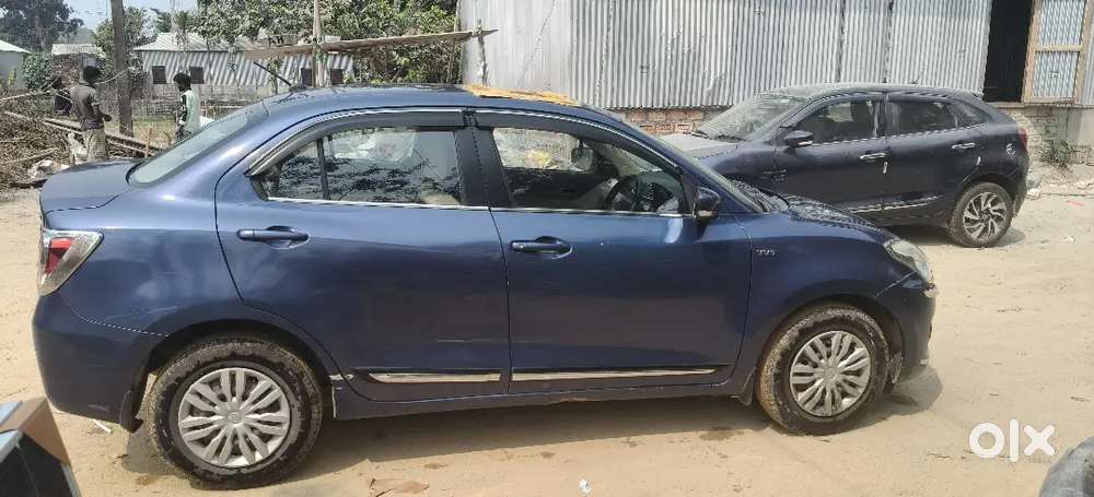 Maruti Suzuki Dzire 2017 Petrol 80000 Km Driven