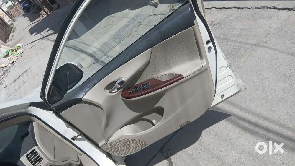 Corolla Altis 2011 Registered 2012 Model Top Model Push Button Start