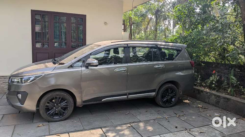 Toyota Innova Crysta 2016 Manual Diesel 7 Str