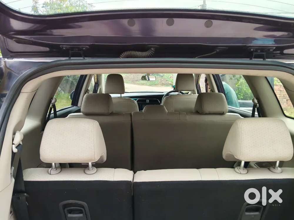 Mahindra Marazzo 2019