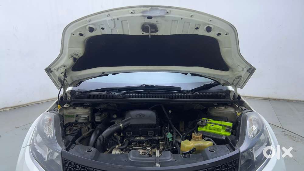 Tata Nexon 1.2 Revotron Xm, 2018, Petrol